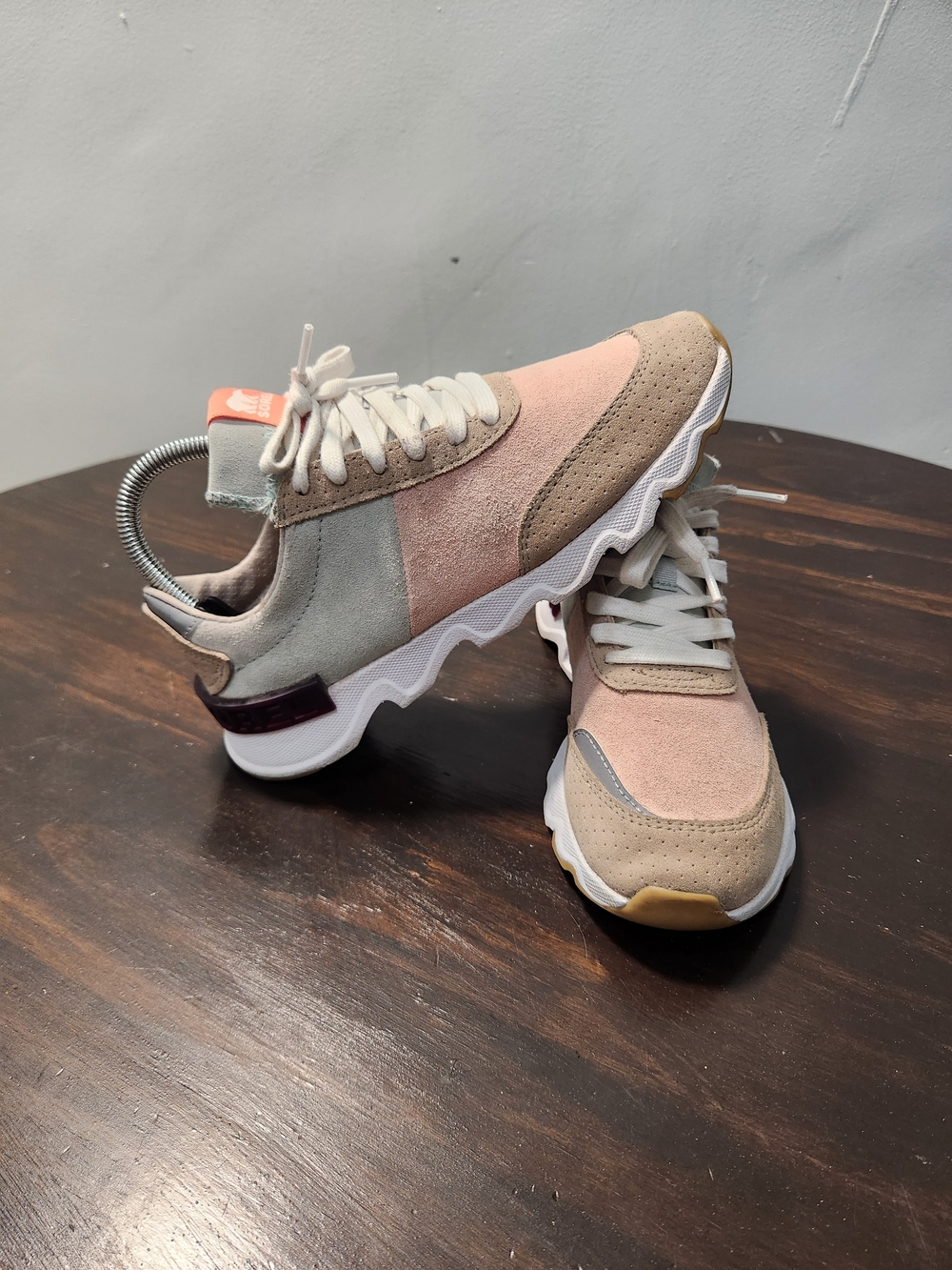 Sorel Kinetic Lite Lace Suede Sneaker Women's Size 7 Pastel Colors
